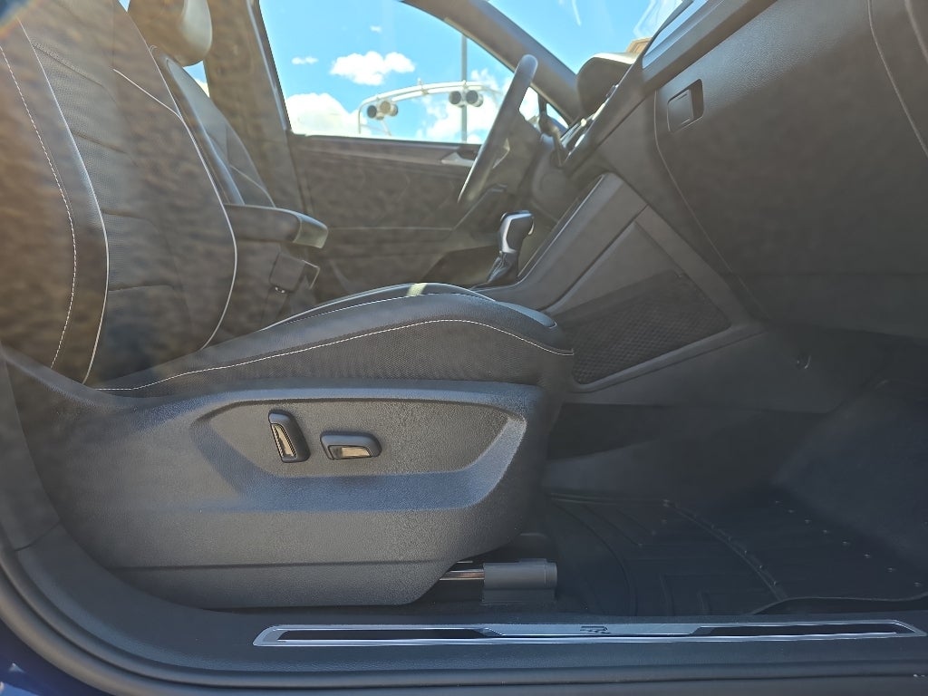 2024 Volkswagen Tiguan SEL R-Line