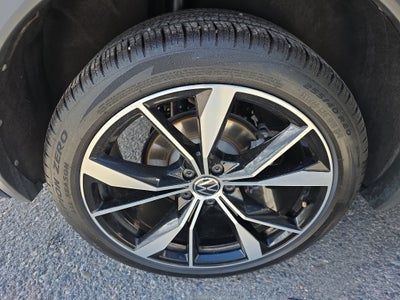 2024 Volkswagen Tiguan SEL R-Line