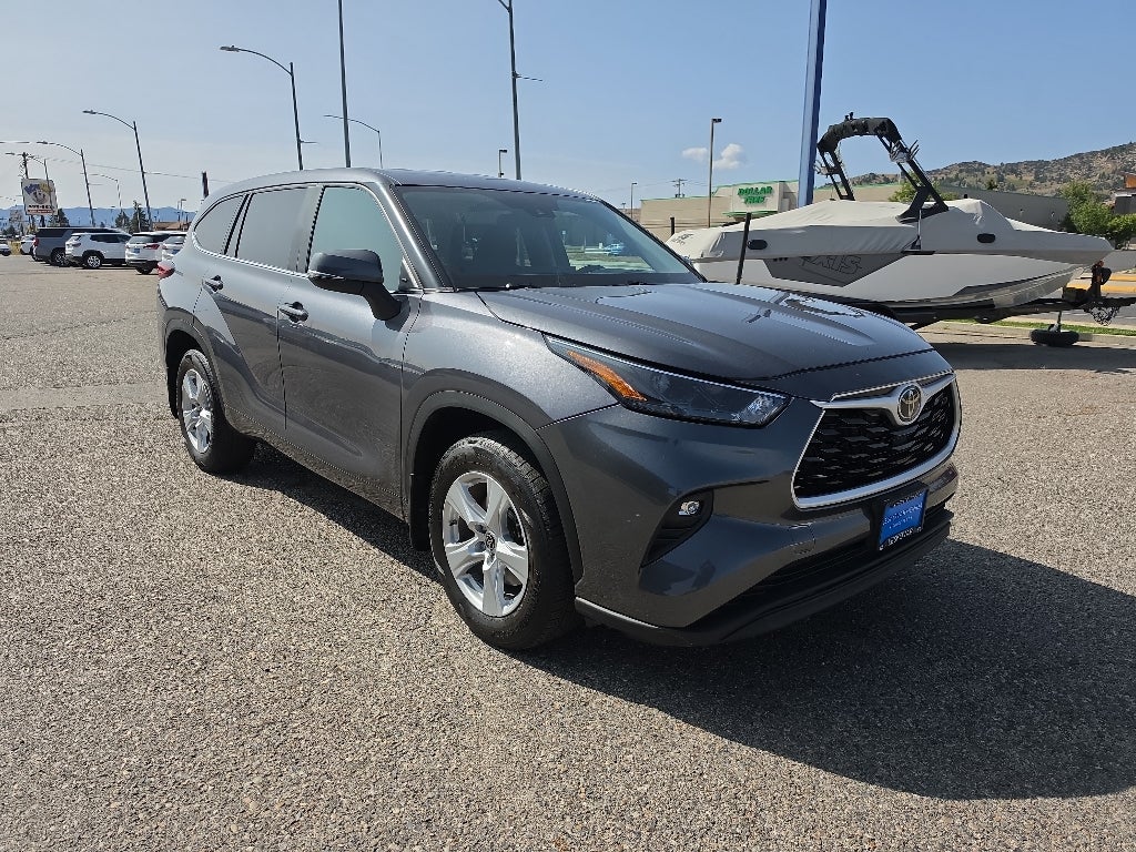 2023 Toyota Highlander LE