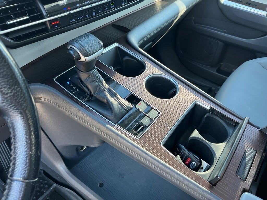 2022 Toyota Sienna XLE