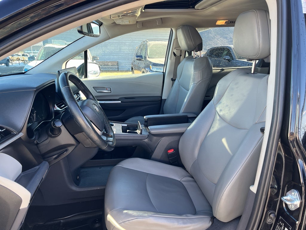 2022 Toyota Sienna XLE