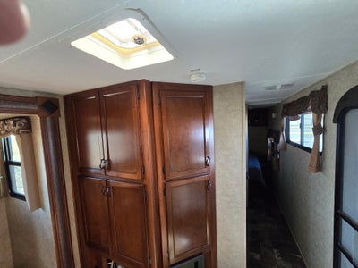 2014 Forest River 323RST Base