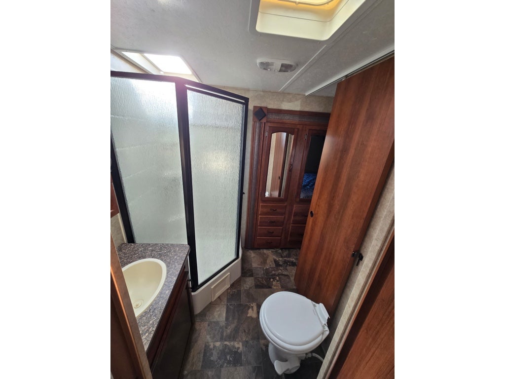 2014 Forest River 323RST Base