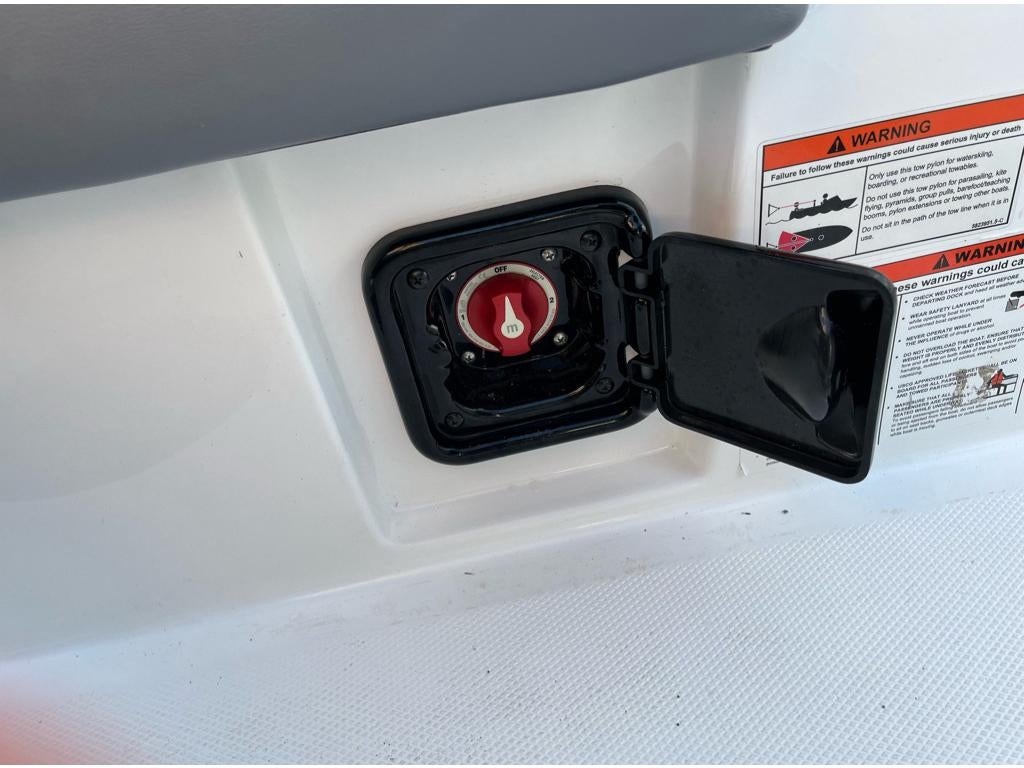 2021 AXIS T22 MALIBU 22 LSV Base