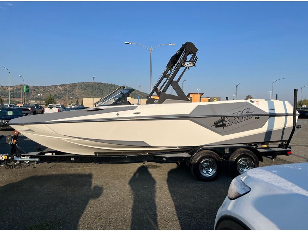 2021 AXIS T22 MALIBU 22 LSV Base