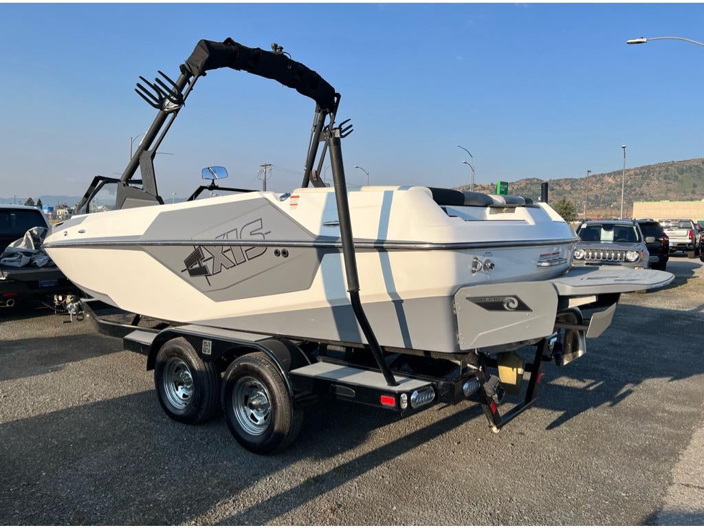 2021 AXIS T22 MALIBU 22 LSV Base