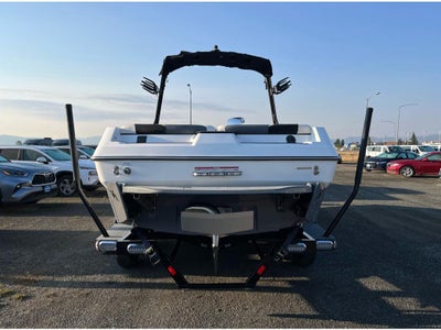 2021 AXIS T22 MALIBU 22 LSV Base