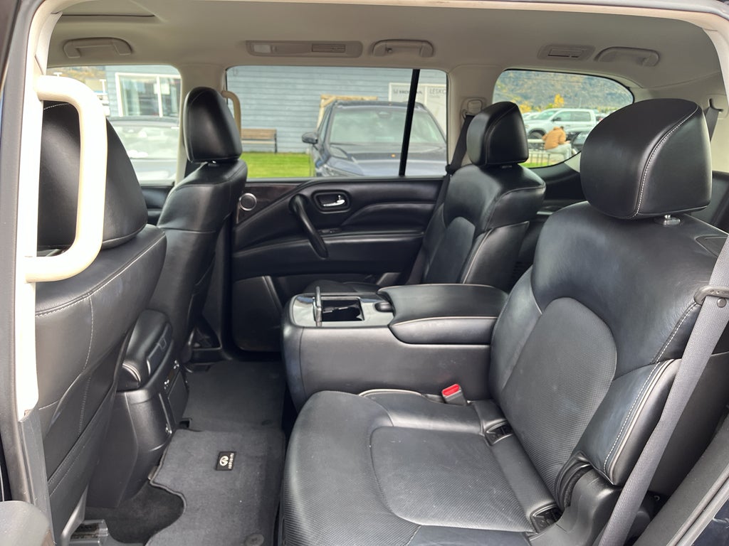 2022 INFINITI QX80 LUXE