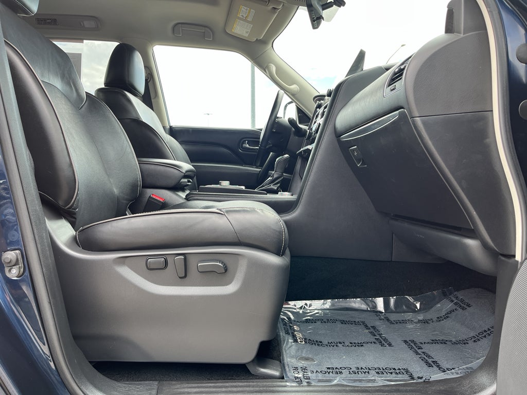 2022 INFINITI QX80 LUXE