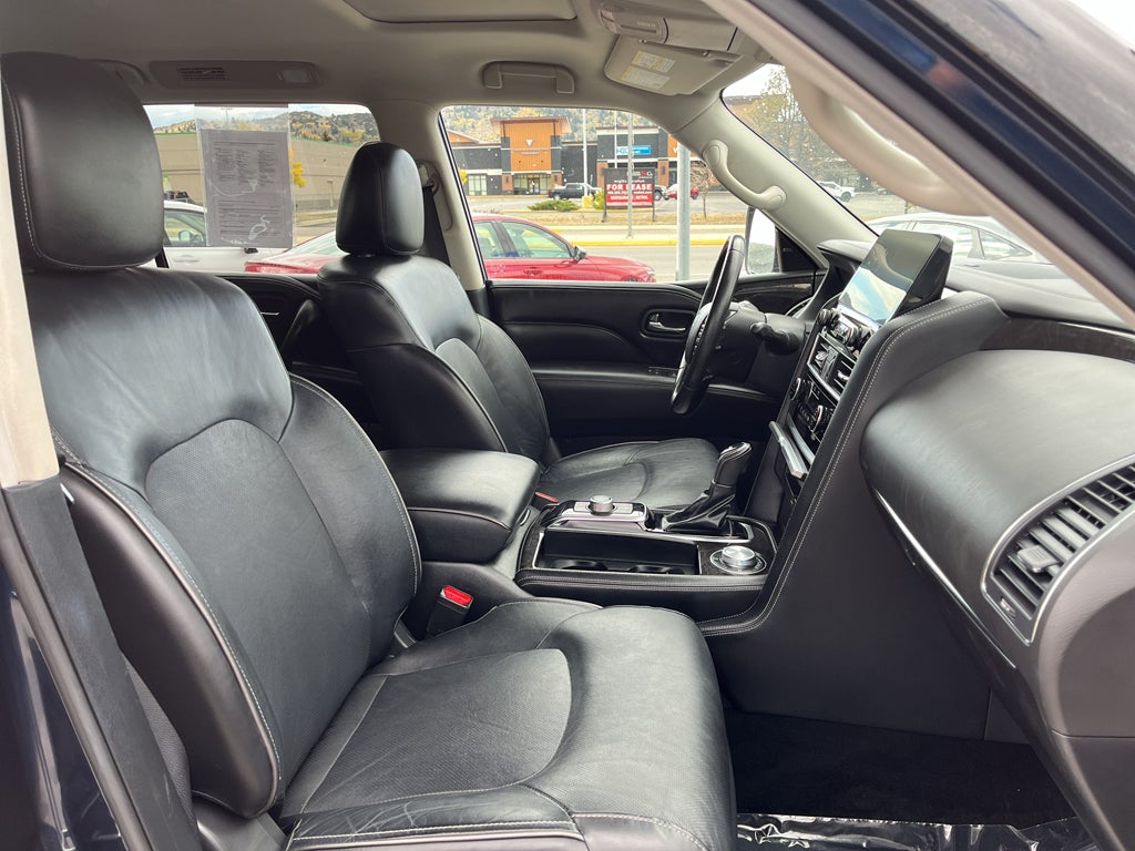 2022 INFINITI QX80 LUXE