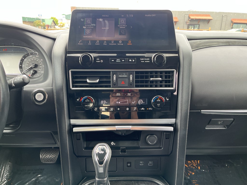 2022 INFINITI QX80 LUXE