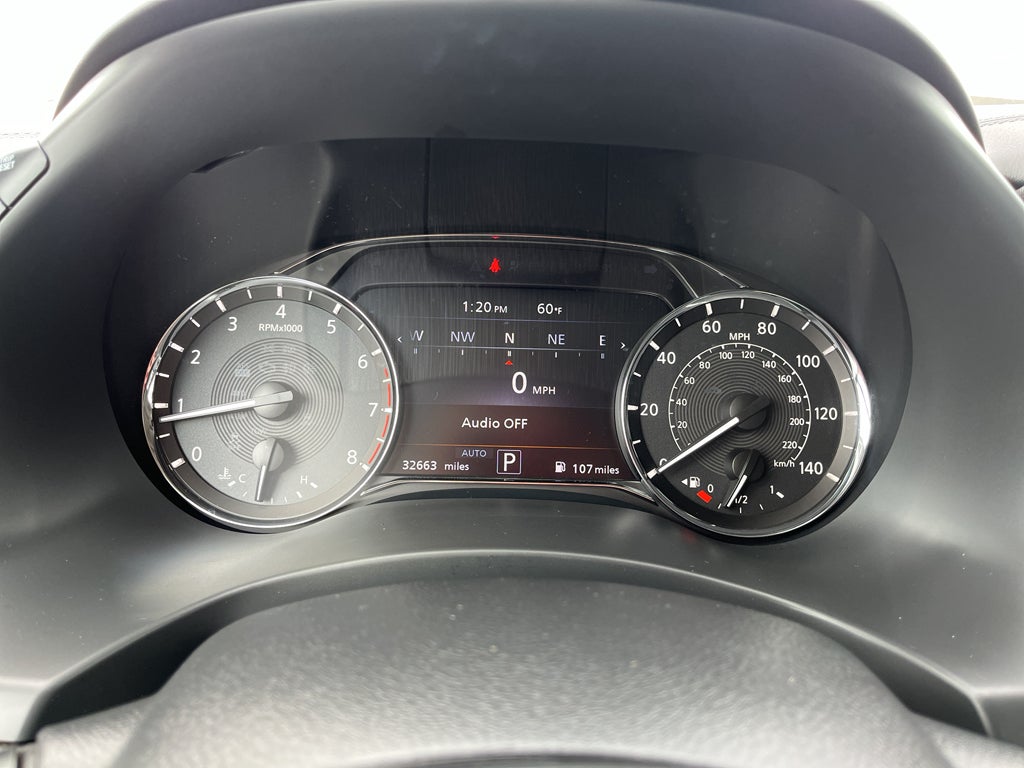 2022 INFINITI QX80 LUXE