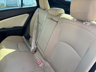 2022 Toyota Prius LE