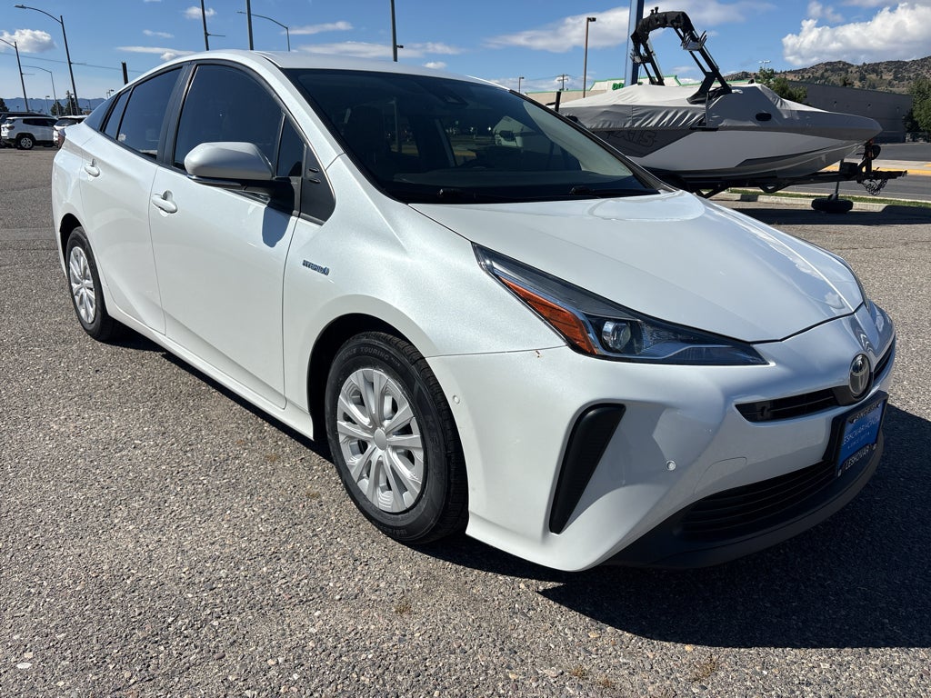 2022 Toyota Prius LE