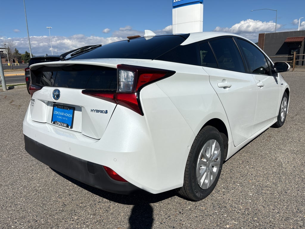 2022 Toyota Prius LE