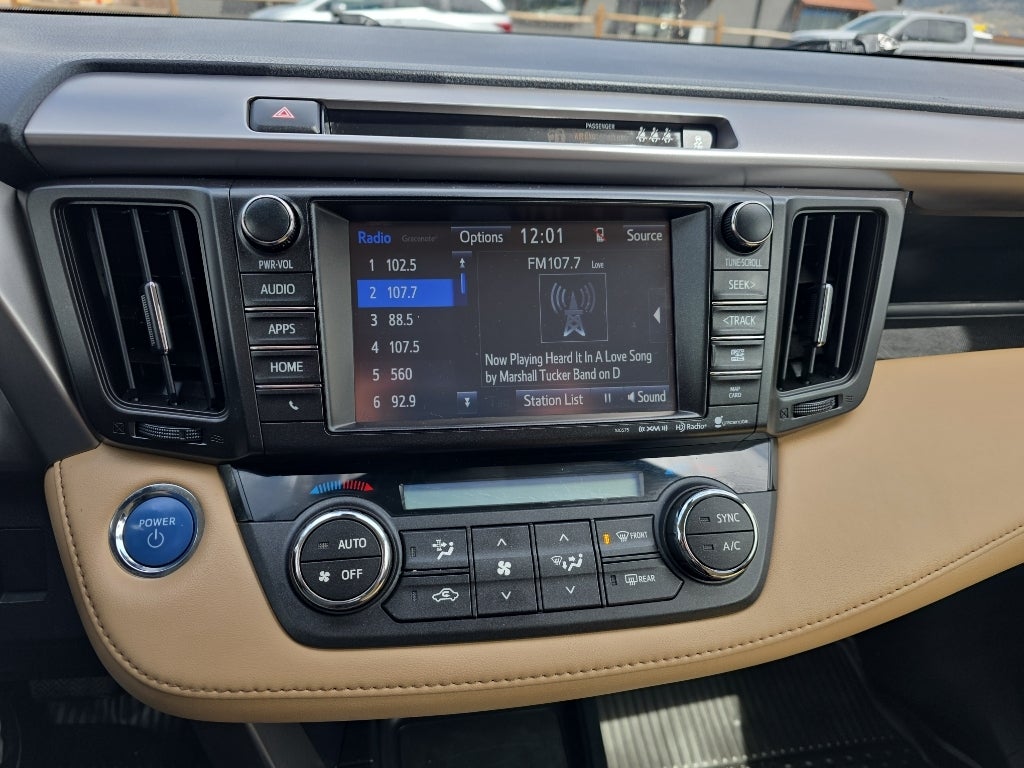 2018 Toyota RAV4 Hybrid XLE