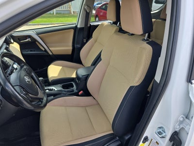2018 Toyota RAV4 Hybrid XLE