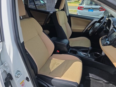 2018 Toyota RAV4 Hybrid XLE