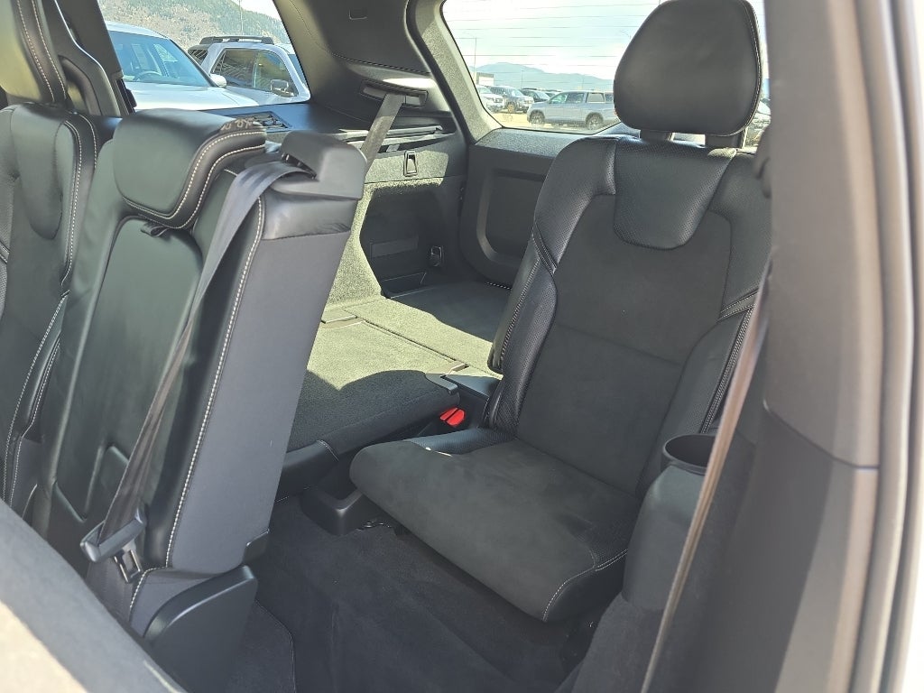 2019 Volvo XC90 R-Design