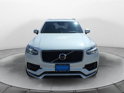2019 Volvo XC90 R-Design