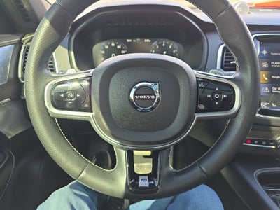 2019 Volvo XC90 R-Design